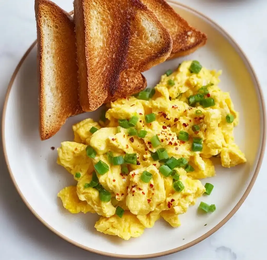 How to Make Scrambled Eggs in the Microwave Recipe