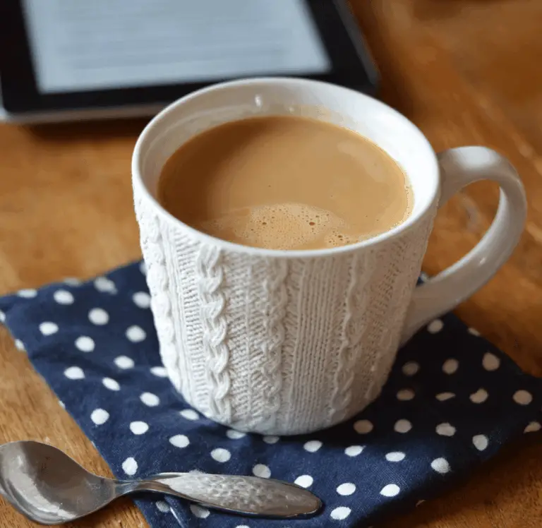 Sweet Cinnamon Milk Tea Recipe