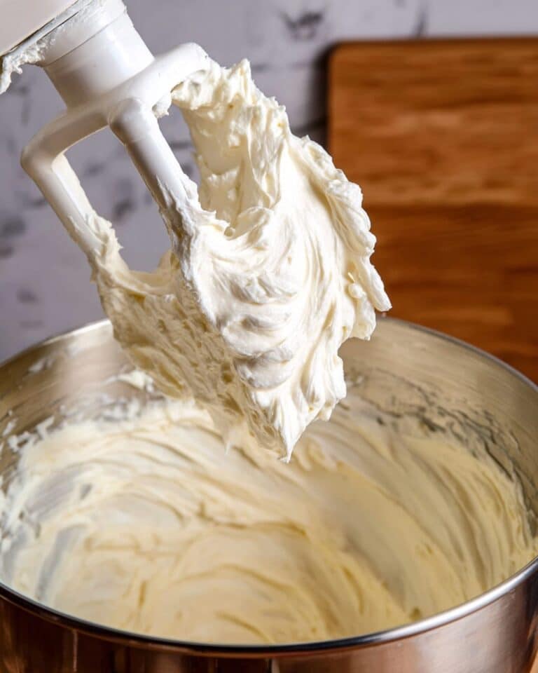 Perfect Cream Cheese Frosting Recipe