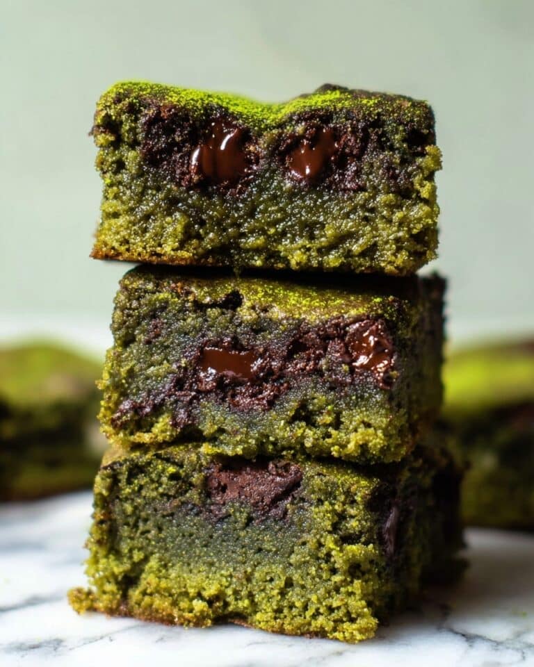 Matcha Brownies with Dark Chocolate Chunks Recipe
